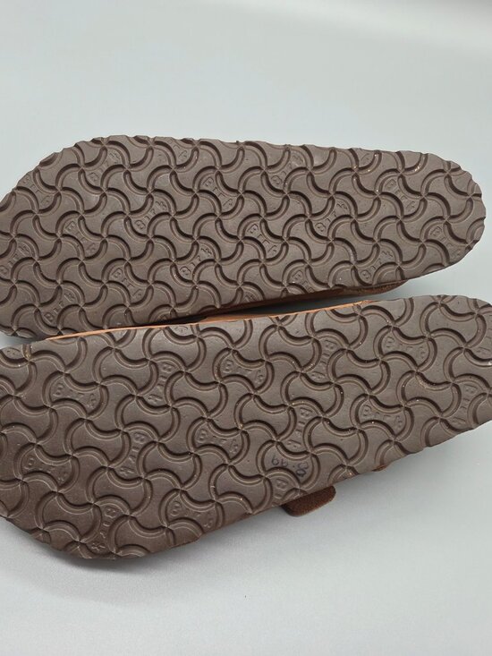 Birkenstocks, great condition, pre-owned main image 7